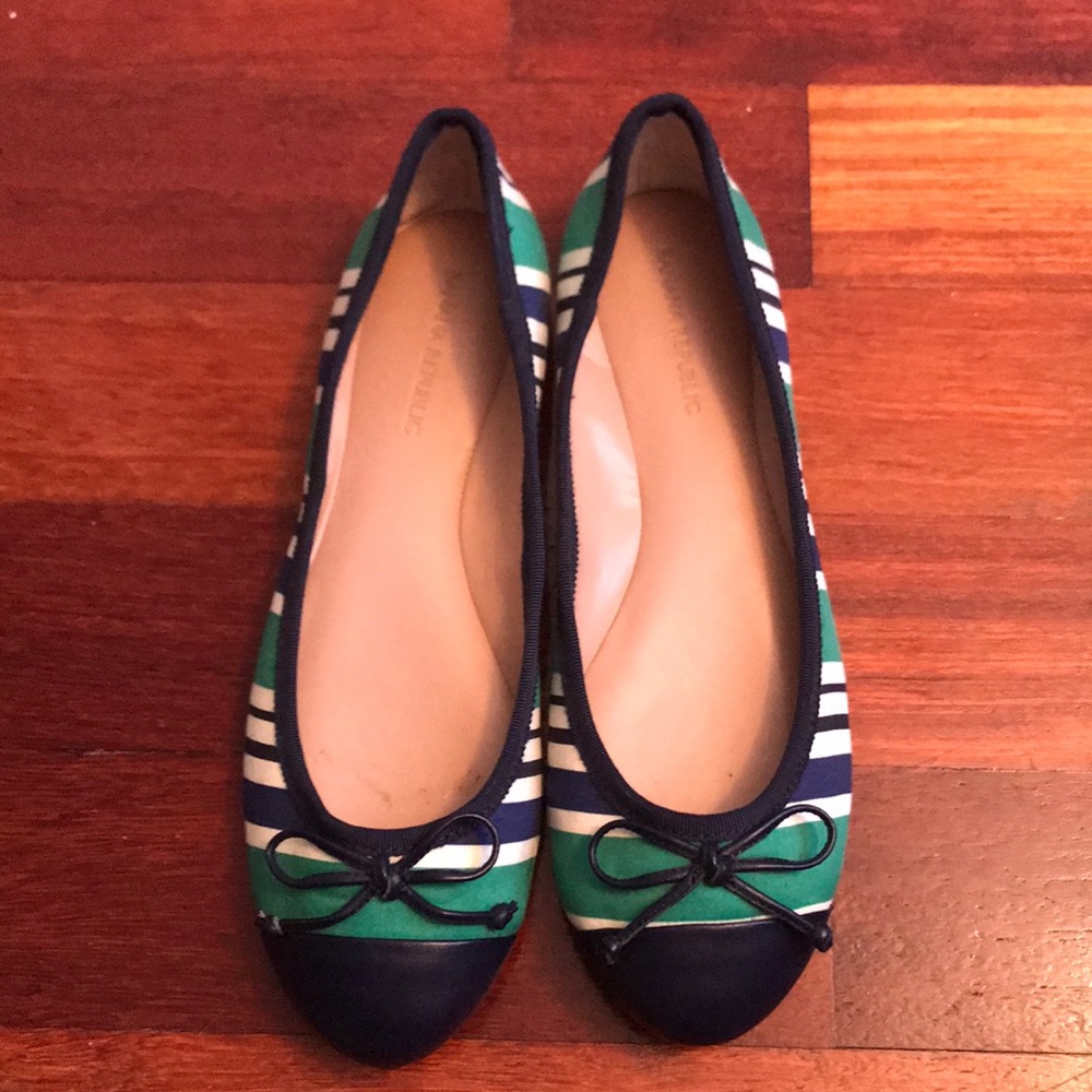 Banana Republic Striped Flats